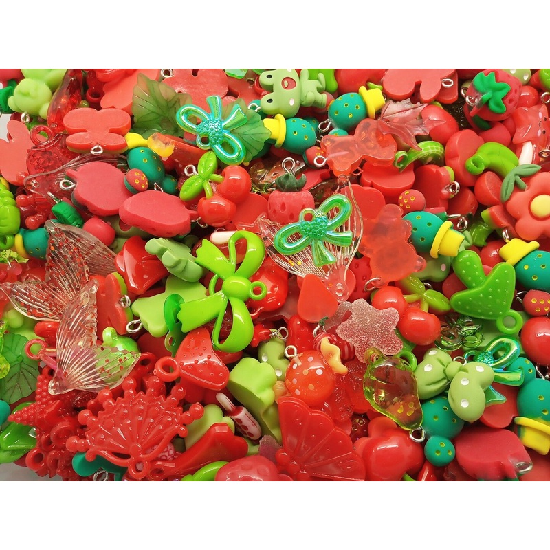 Cute Charm Mix in Red & Green, 30 pieces, Christmas Resin and Acrylic Mix, Adorabilities