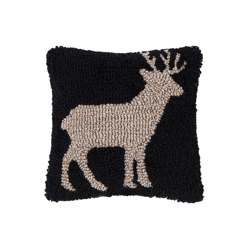 8″ x 8″ Deer Hooked Small Petite Throw Pillow