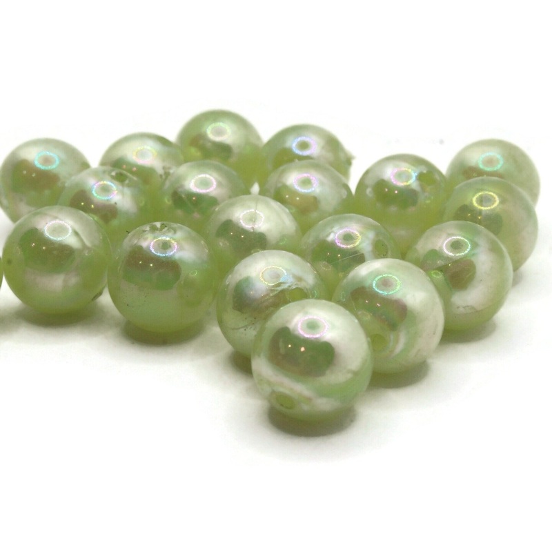 19 14mm Large Round Shiny Green Vintage Plastic Ball Beads