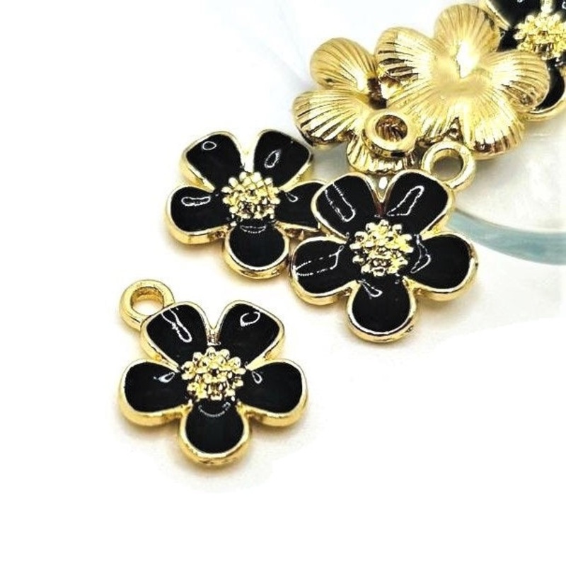 4, 20 or 50 Pieces: Black and Gold Flower Charms