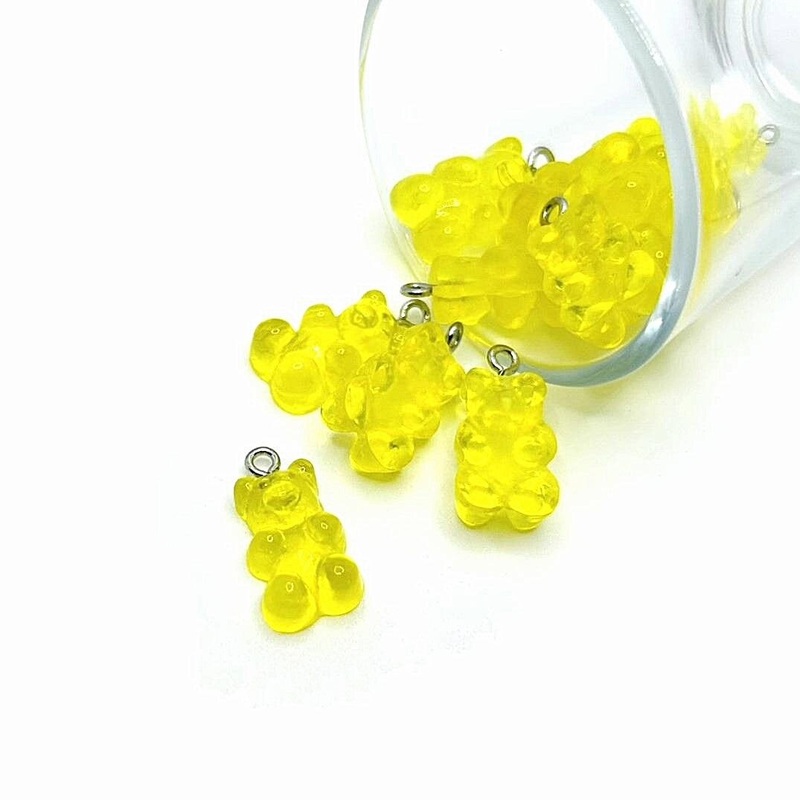 4, 20 or 50 Pieces: Yellow Gummy Bear Resin 3D Charms with eye screw