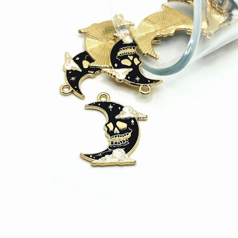 1, 4, 20 or 50 Pieces: Halloween Enamel Crescent Moon Skull Charms